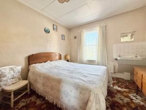 Photo 16- click for photo gallery